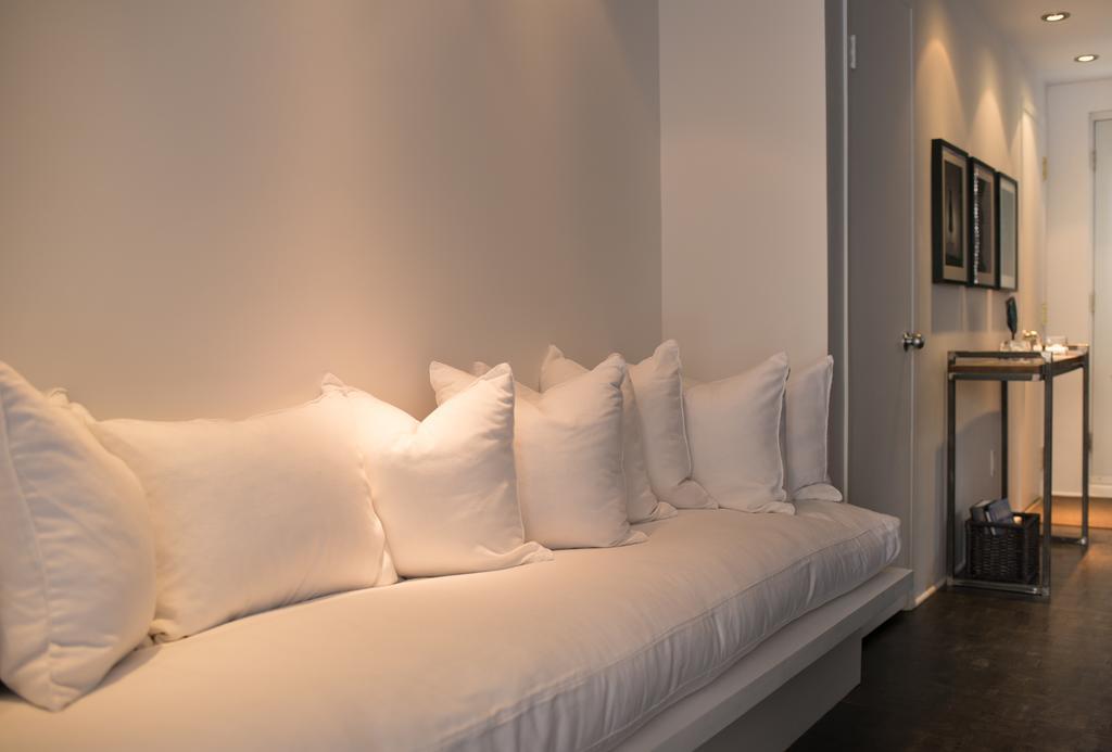 Studio Living Montreal Exterior photo